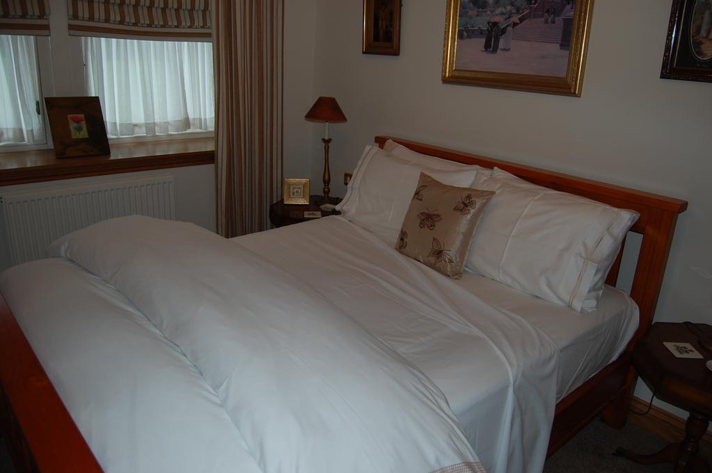 Lomond Castle Apartment Balloch Szoba fotó